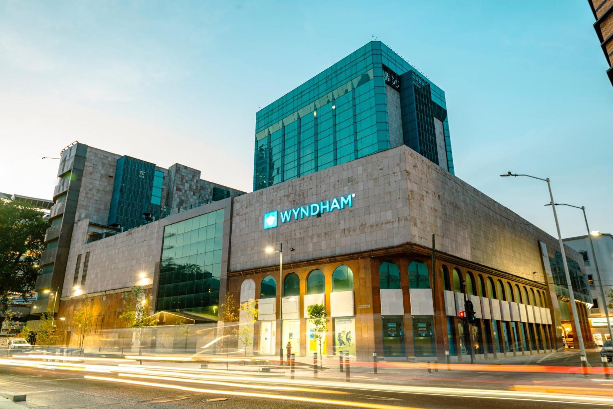 Wyndham Monterrey Ambassador Centro Hotel Luaran gambar