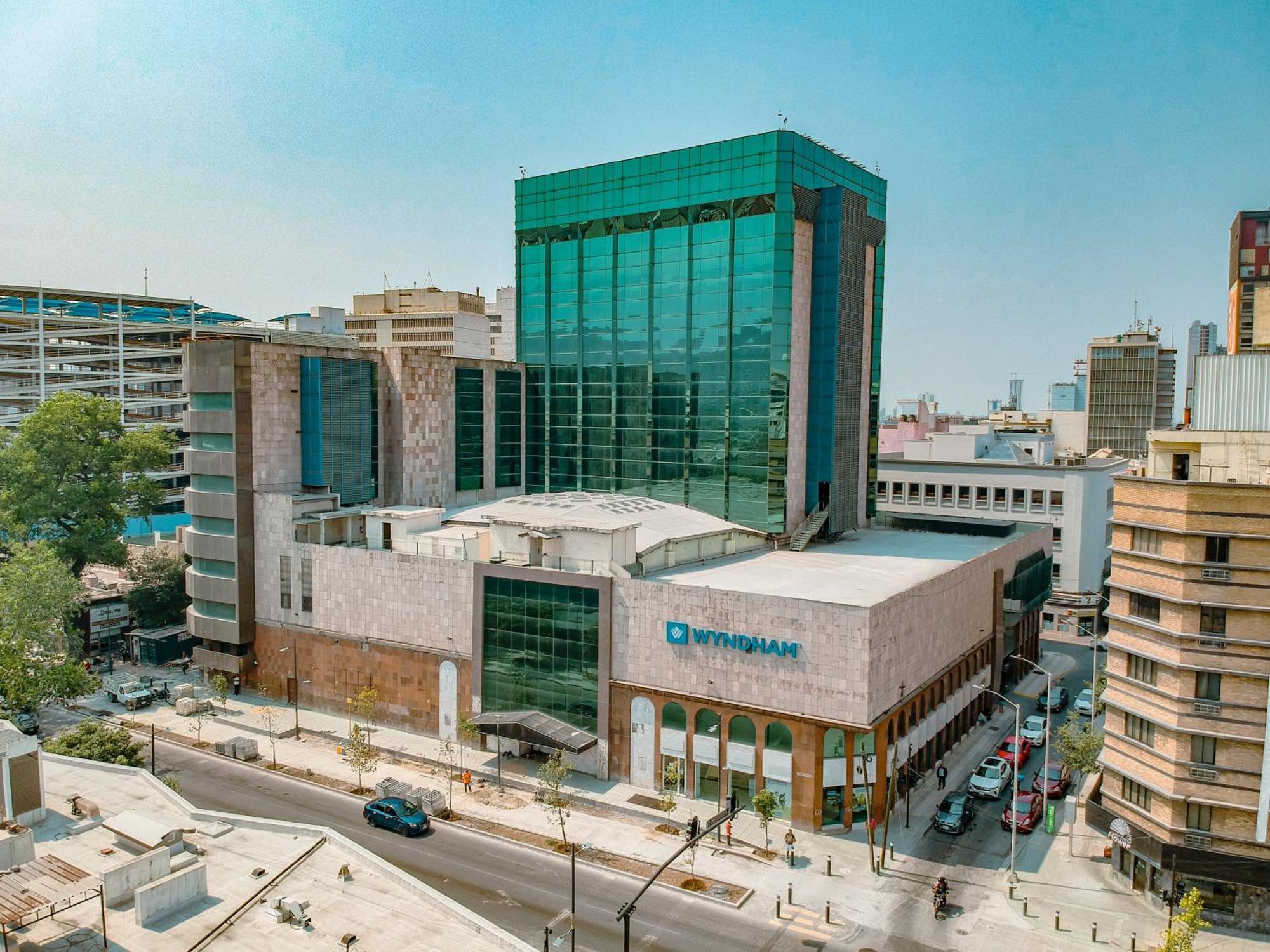 Wyndham Monterrey Ambassador Centro Hotel Luaran gambar