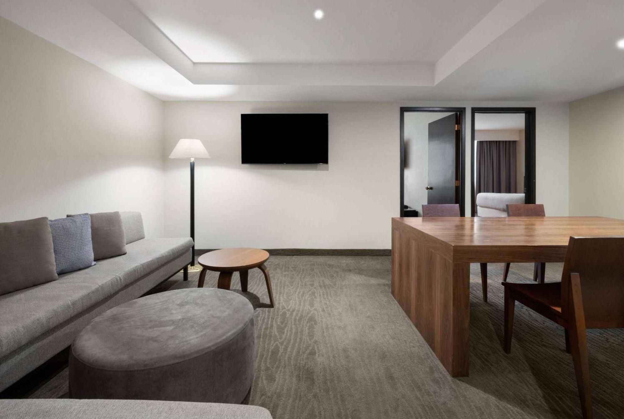 Wyndham Monterrey Ambassador Centro Hotel Luaran gambar