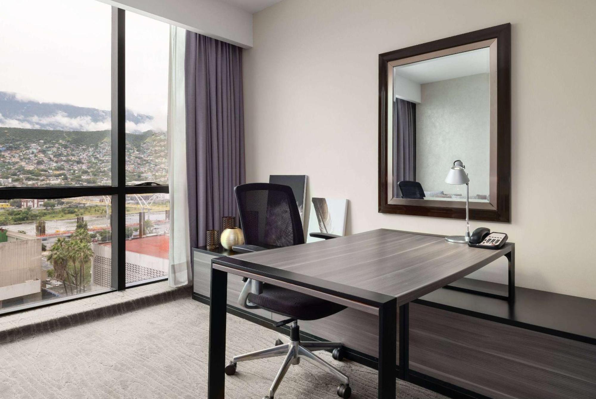 Wyndham Monterrey Ambassador Centro Hotel Luaran gambar